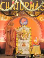 Shiva Pujana by HH Swamiji (Pictures Courtesy of Shri Ganesh Rao)